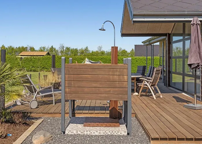 Hans - 700m From The Sea By Interhome Nyaraló