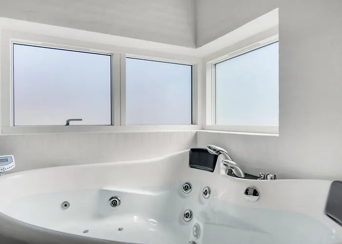 Hans - 700m From The Sea By Interhome Nyaraló